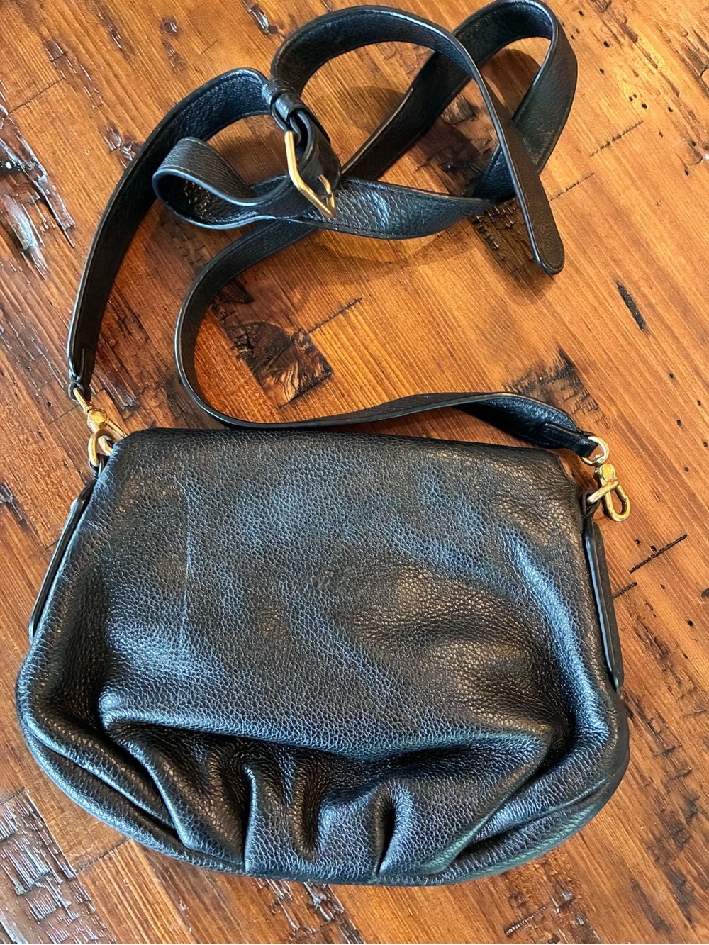 Marc Jacobs Crossbody 🖤🖤 - Picture 3 of 4